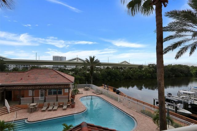 5000 CULBREATH KEY WAY 4-306, Tampa, FL 33611