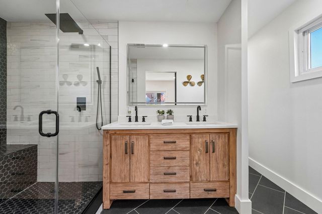 923 SHORT RD, Baltimore, MD 21222