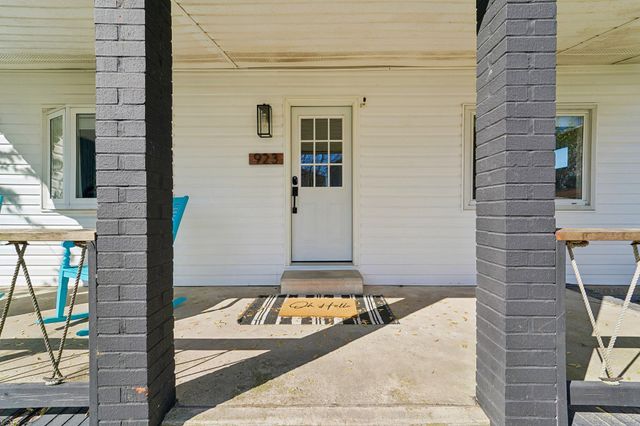 923 SHORT RD, Baltimore, MD 21222