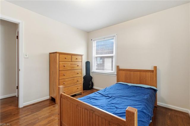 207 Dabney DR, Newport News, VA 23602