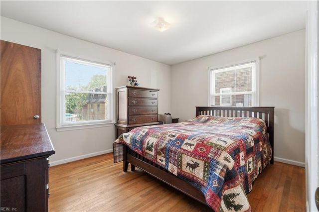 207 Dabney DR, Newport News, VA 23602