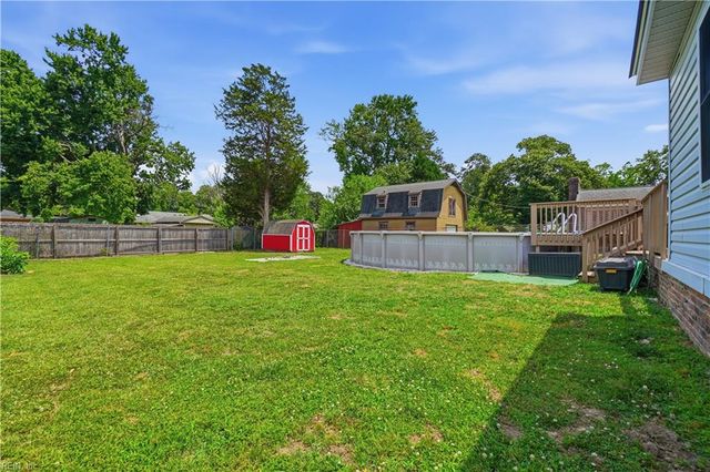 207 Dabney DR, Newport News, VA 23602
