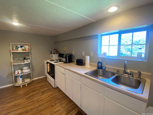 13405 GEORGE RD, San Antonio, TX 78230