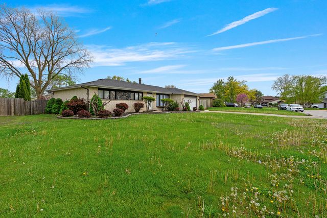 12305 Derby Lane, Orland Park, IL 60467