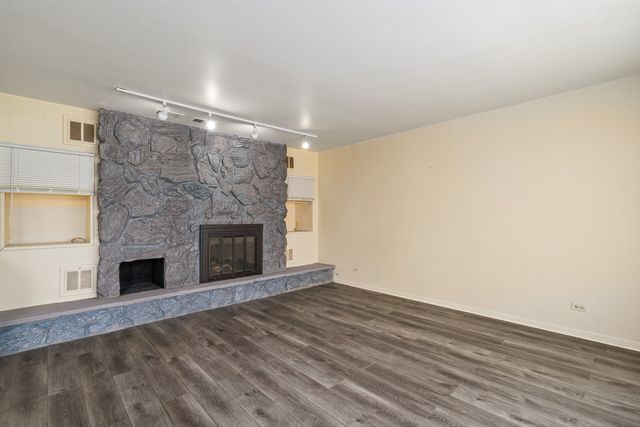 12305 Derby Lane, Orland Park, IL 60467