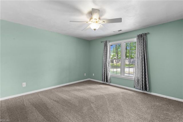 609 Maxwood CT, Virginia Beach, VA 23462