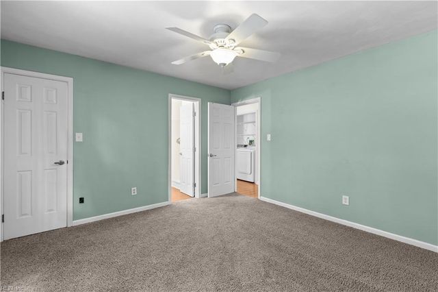 609 Maxwood CT, Virginia Beach, VA 23462