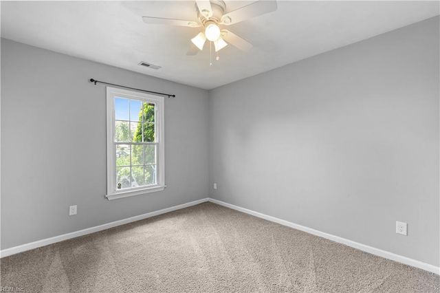 609 Maxwood CT, Virginia Beach, VA 23462