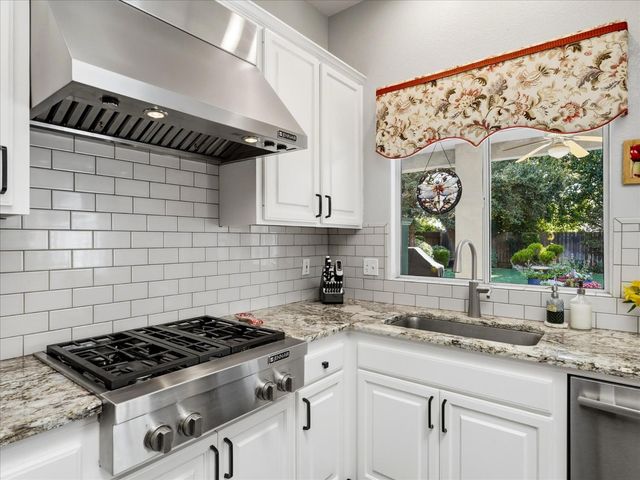 6551 N Selland Avenue, Fresno, CA 93711