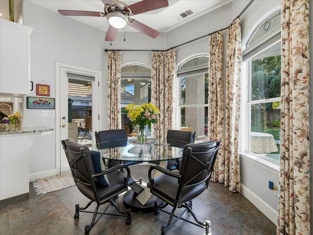 6551 N Selland Avenue, Fresno, CA 93711