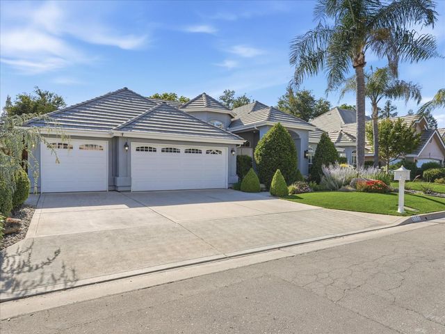 6551 N Selland Avenue, Fresno, CA 93711