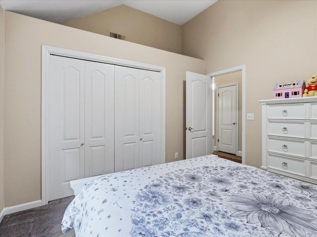6551 N Selland Avenue, Fresno, CA 93711