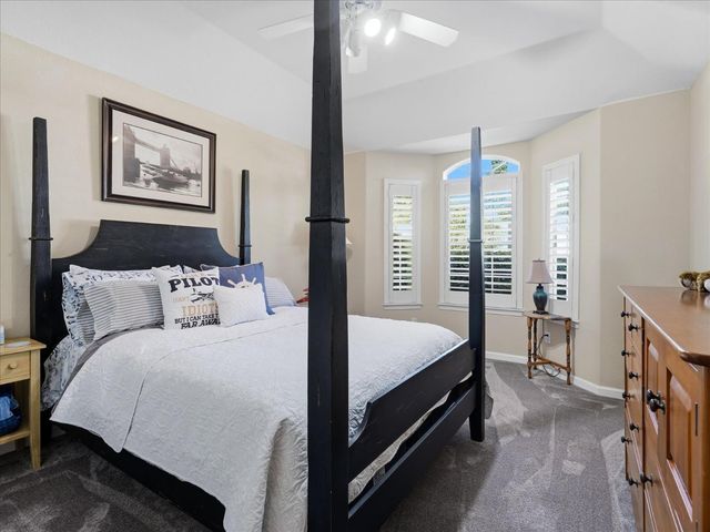 6551 N Selland Avenue, Fresno, CA 93711