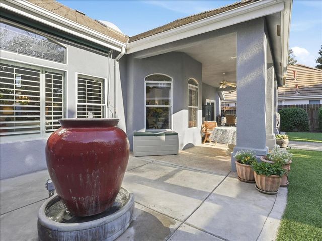 6551 N Selland Avenue, Fresno, CA 93711