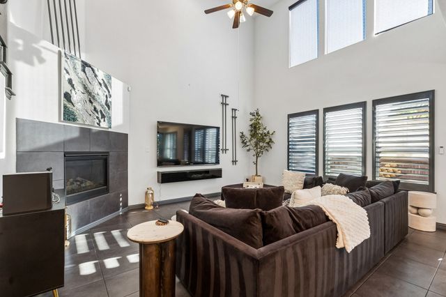 6112 Black Swan Circle, Garland, TX 75044