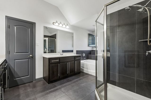 6112 Black Swan Circle, Garland, TX 75044