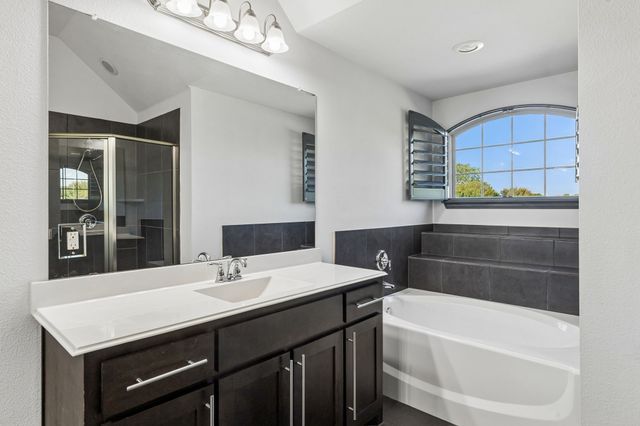 6112 Black Swan Circle, Garland, TX 75044