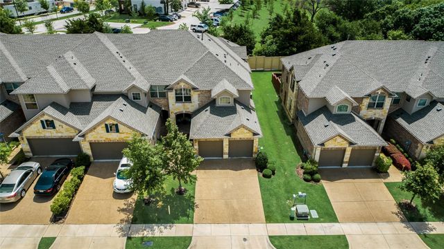6112 Black Swan Circle, Garland, TX 75044