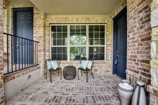 6112 Black Swan Circle, Garland, TX 75044