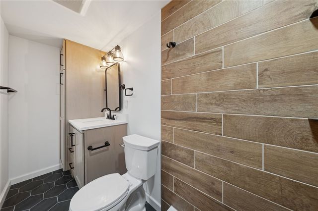 1714 Oblock Rd, Plum Boro, PA 15239