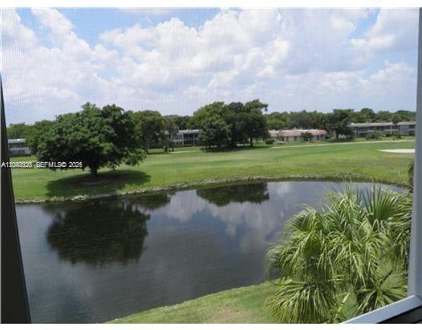 4030 W Palm Aire Dr 505, Pompano Beach, FL 33069