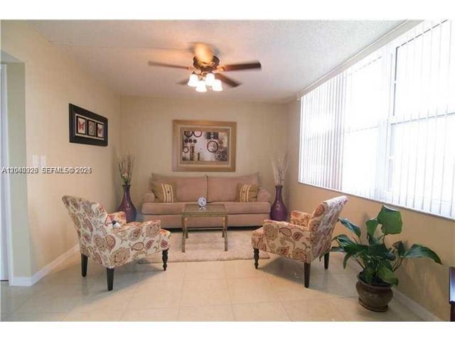 4030 W Palm Aire Dr 505, Pompano Beach, FL 33069