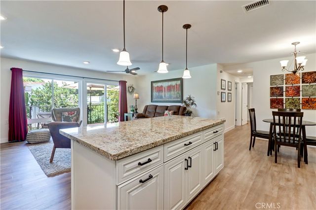 2285 Via Puerta Q, Laguna Woods, CA 92637