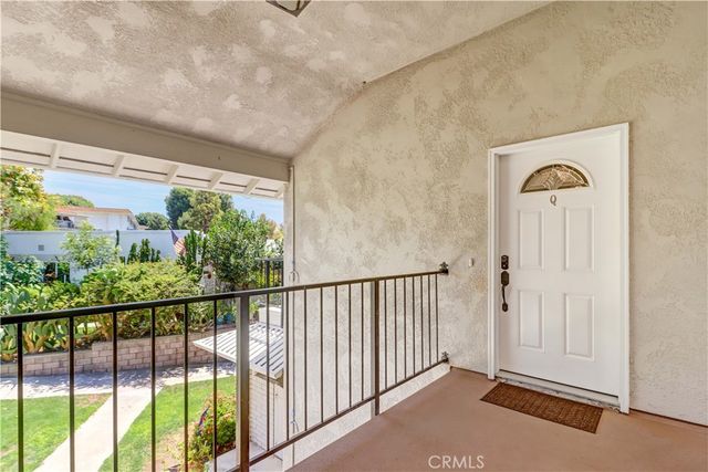 2285 Via Puerta Q, Laguna Woods, CA 92637