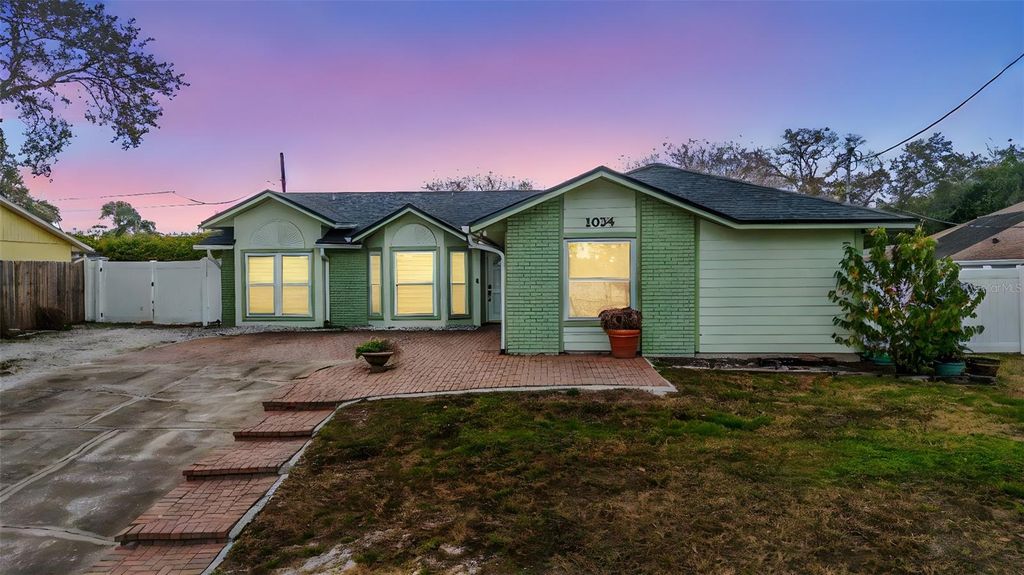 1034 E GAUCHO CIRCLE, Deltona, FL 32725