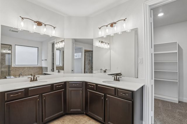 7228 Ridgepoint Drive, Irving, TX 75063