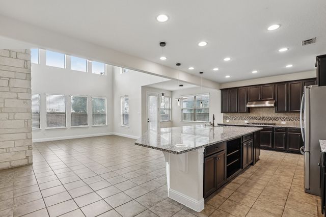 7228 Ridgepoint Drive, Irving, TX 75063
