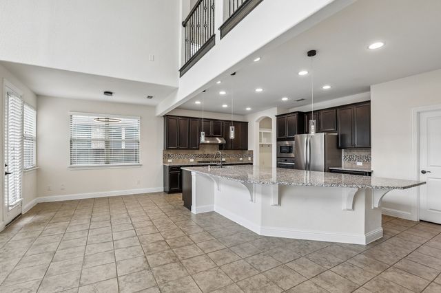 7228 Ridgepoint Drive, Irving, TX 75063