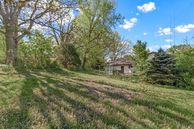 4220 Victoria Street N, Shoreview, MN 55126
