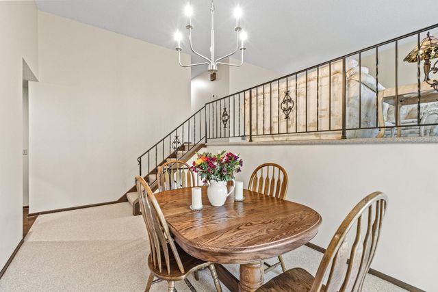 4220 Victoria Street N, Shoreview, MN 55126