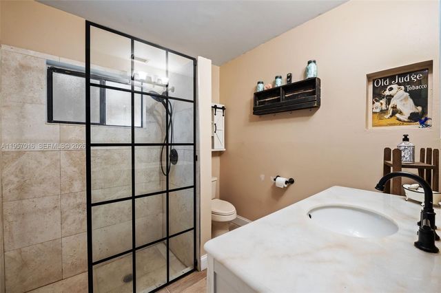 10873 NW 10th Pl, Coral Springs, FL 33071