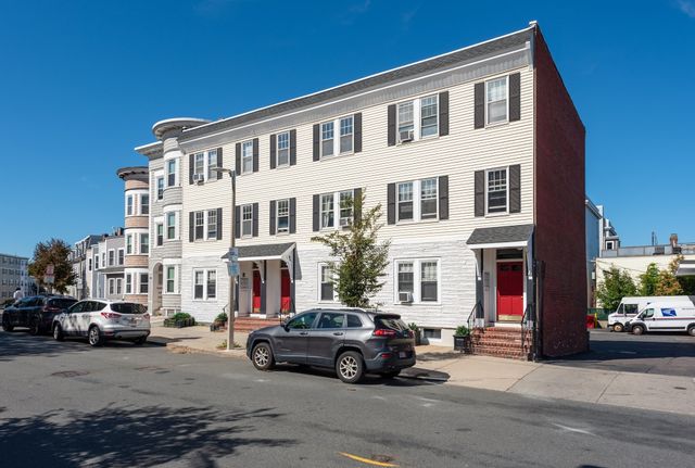 428 E 3rd St. 1, Boston, MA 02127