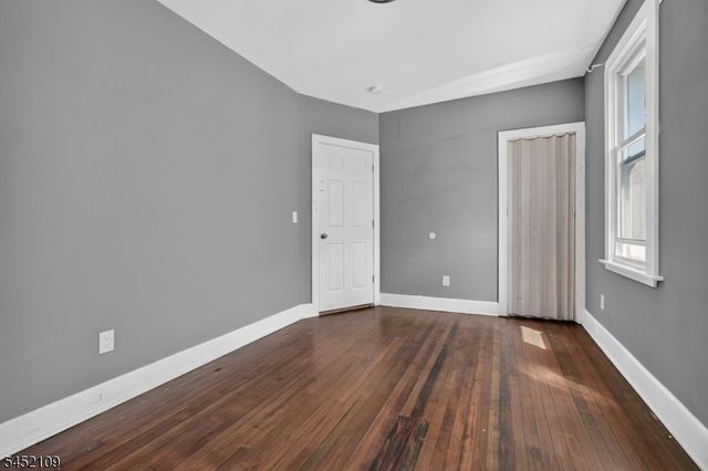 723 25Jersey Ave, Elizabeth City, NJ 07202
