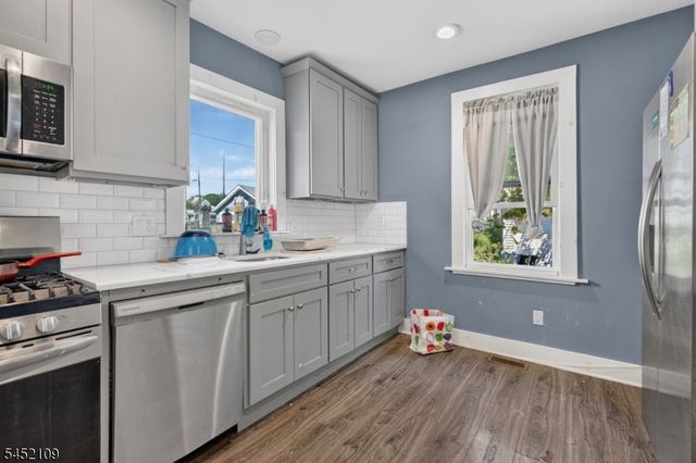 723 25Jersey Ave, Elizabeth City, NJ 07202