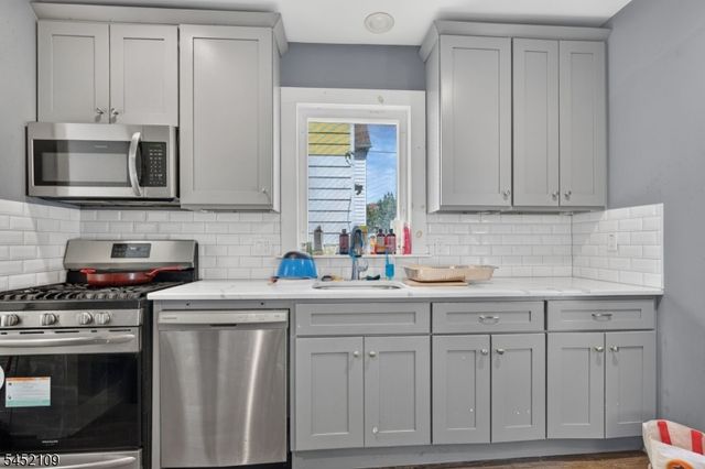 723 25Jersey Ave, Elizabeth City, NJ 07202