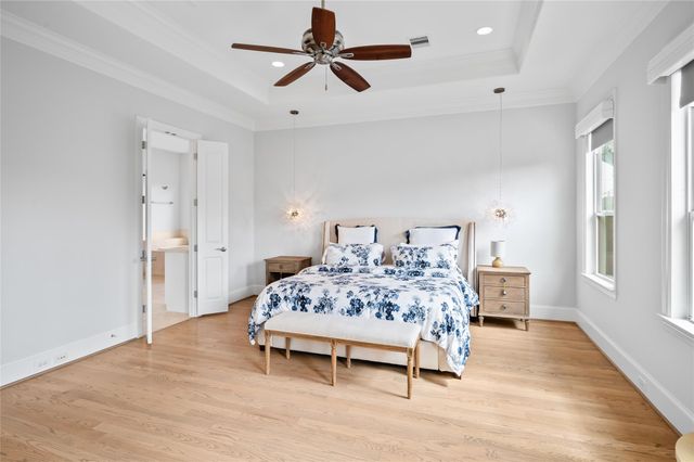 2215 Branard Street, Houston, TX 77098