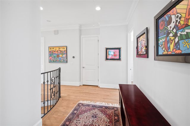 2215 Branard Street, Houston, TX 77098