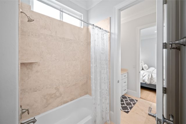 2215 Branard Street, Houston, TX 77098