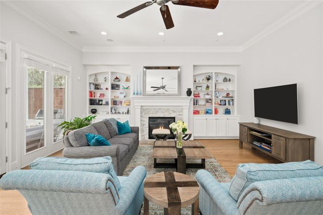 2215 Branard Street, Houston, TX 77098