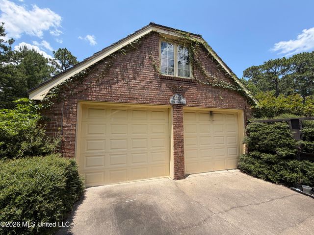2000 S 40th Avenue, Hattiesburg, MS 39402