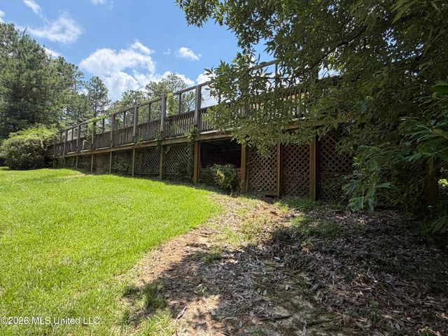 2000 S 40th Avenue, Hattiesburg, MS 39402