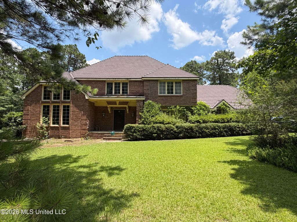2000 S 40th Avenue, Hattiesburg, MS 39402