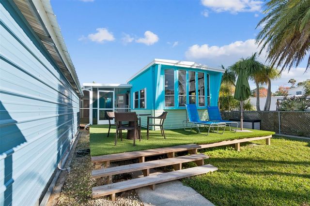 7091 WESTWIND STREET, Weeki Wachee, FL 34607