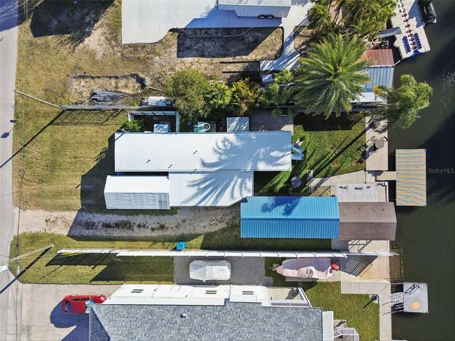 7091 WESTWIND STREET, Weeki Wachee, FL 34607