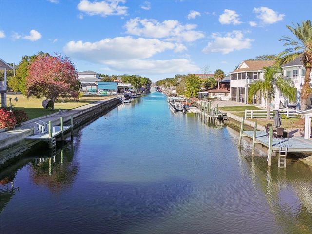 7091 WESTWIND STREET, Weeki Wachee, FL 34607