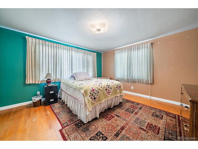 9150 Grandview Ave, Arvada, CO 80002